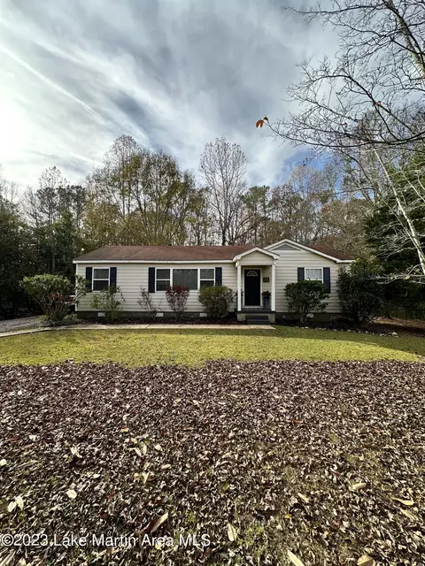 137 Hydrangea Circle Cir, Alexander City, AL 35010