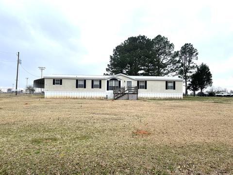 73 Meadow Vw, Tallassee, AL 36078