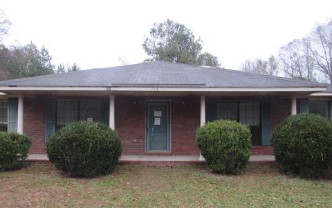 753 Gantts Mill Rd, Tallassee, AL 36078
