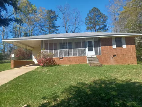 306 Thompson Rd, Camp Hill, AL 36850