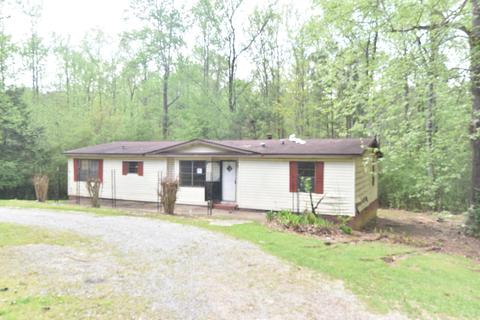 1154 Fishpond Rd, Alexander City, AL 35010