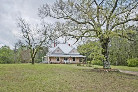 189 Coosa County Rd 98, Equality, AL 36026