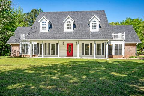 15359 Central Plank Rd, Eclectic, AL 36024