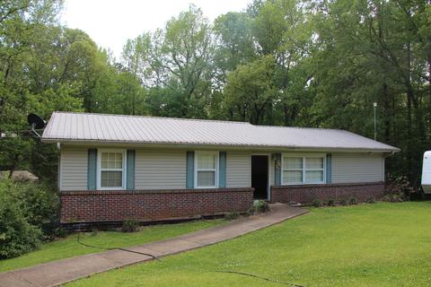544 Brookwood Cir, Dadeville, AL 36853