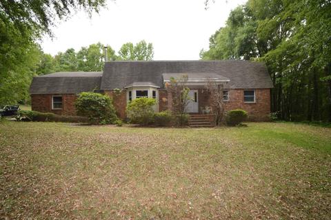 1700 Willow Springs Rd, Wetumpka, AL 36093
