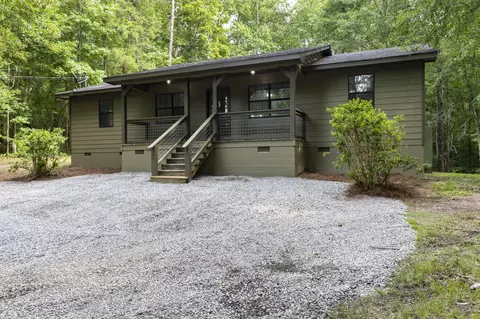 150 Big Oak Dr, Eclectic, AL 36024