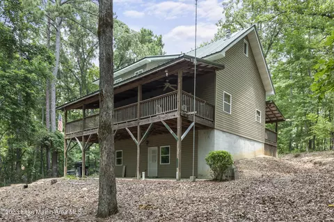 1138 Holiday Dr, Dadeville, AL 36853