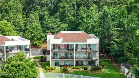 100 Bay Pt Dr #302, Dadeville, AL 36853