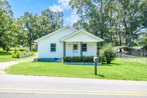 1340 6th St, Alexander City, AL 35010