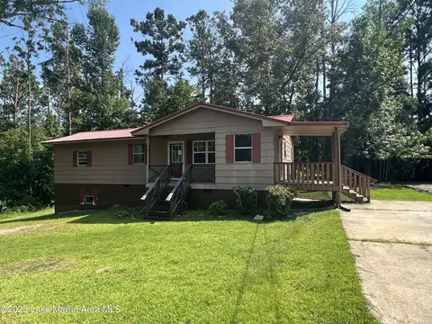 512 Booker St, Alexander City, AL 35010