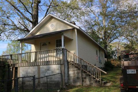 434 Dogwood Ave, Alexander City, AL 35010