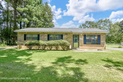 2818 Sunny Level Cut Off, Alexander City, AL 35010