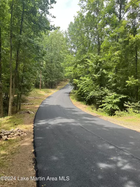 Centerport Rd, Dadeville, AL 36853