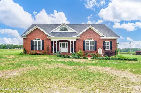 1517 Fleahop Rd, Tallassee, AL 36078