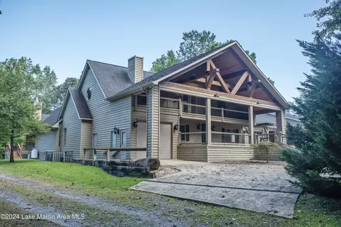 244 Shoreline Dr, Alexander City, AL 35010