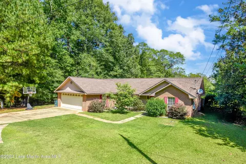 2588 Campground Rd, Alexander City, AL 35010