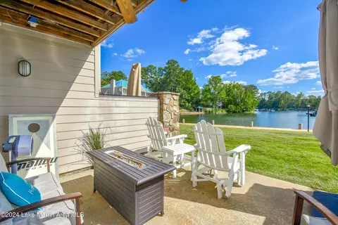 100 202 Harbor Pl, Dadeville, AL 36853