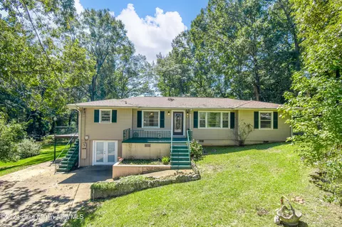 1935 County Rd, Alexander City, AL 35010