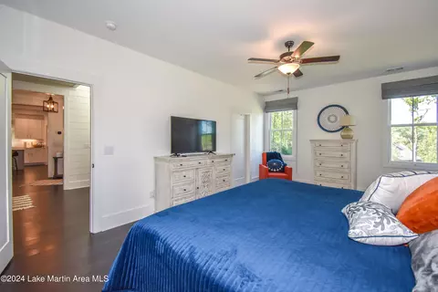 Bedroom - 250 Old Jay Rd, Eclectic, AL 36024 photo 5 of 13