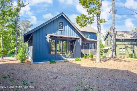 Exterior - 250 Old Jay Rd, Eclectic, AL 36024 photo 7 of 15