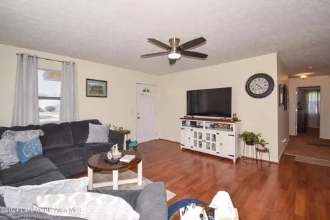 166 Walker Dr, Jacksons Gap, AL 36861 photo 6