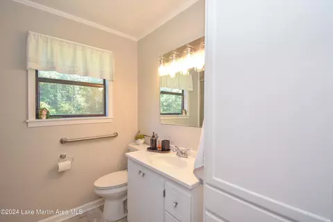 166 Walker Dr, Jacksons Gap, AL 36861 photo 10