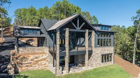 275 Bob White Rd, Dadeville, AL 36853