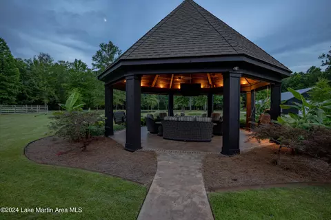 1320 Barganier, Cecil, AL 36013 photo 5
