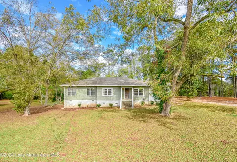 1259 Scott Rd, Alexander City, AL 35010