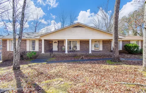 217 Auburn Dr, Alexander City, AL 35010