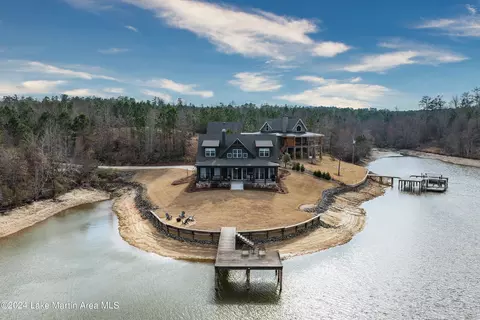 295 Lakewinds Rd, Alexander City, AL 35010