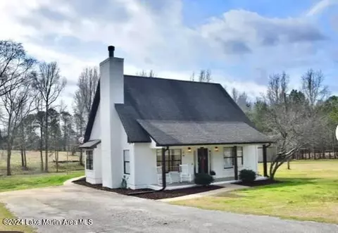 297 Lee Road 2038, Notasulga, AL 36866