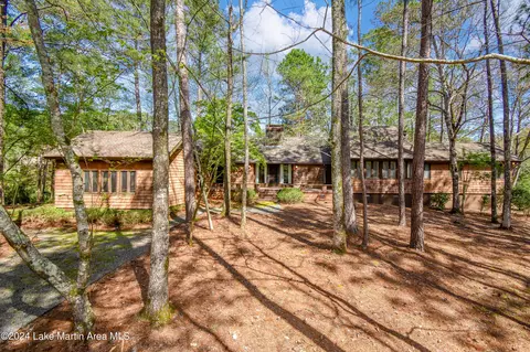 337 Hickory Way, Dadeville, AL 36853