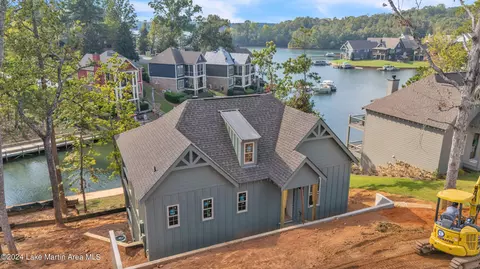 198 Village Trl, Dadeville, AL 36853