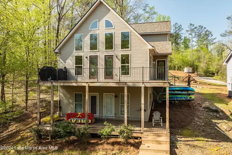 392 Waverly Ln, Jacksons Gap, AL 36861