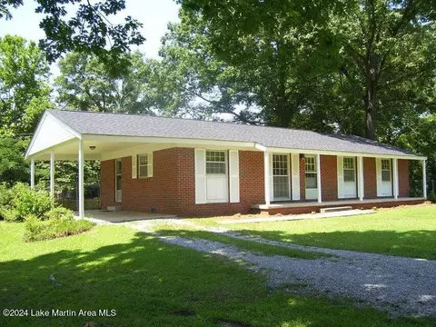 1770 Sewell St, Alexander City, AL 35010