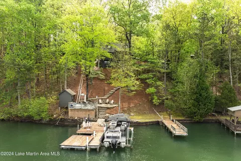 145 Driftwood Point Rd, Tallassee, AL 36078