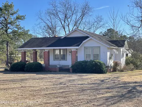3570 Notasulga Rd, Tallassee, AL 36078