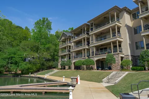 370 Marina Point Rd #304E, Dadeville, AL 36853