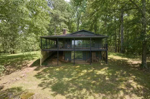 225 Sand Pit Rd, Alexander City, AL 35010