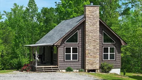 4981 Mt Hebron Rd, Eclectic, AL 36024