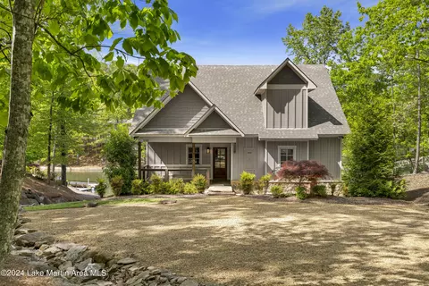 133 Lake Forrest Dr, Dadeville, AL 36853
