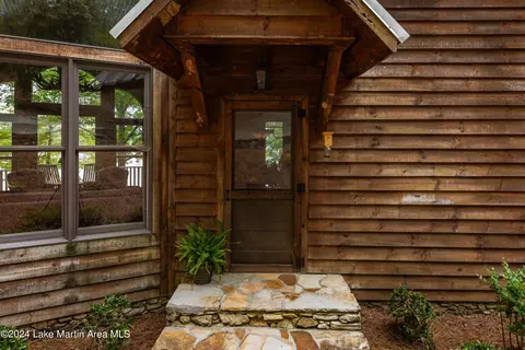Exterior - 1692 Oat Rd, Equality, AL 36026 photo 6 of 30