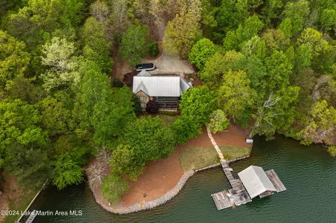 Exterior - 1692 Oat Rd, Equality, AL 36026 photo 2 of 30