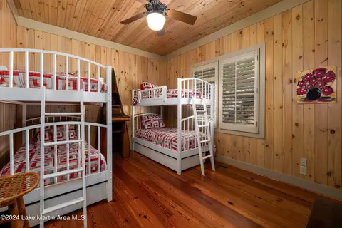 Bedroom - 1692 Oat Rd, Equality, AL 36026 photo 1 of 8