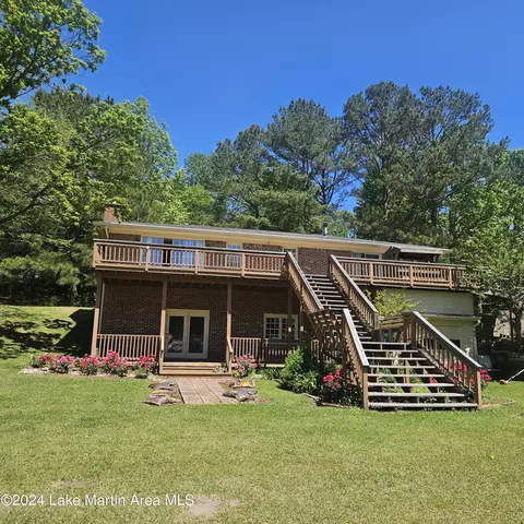 131 Twin Pine Dr, Jacksons Gap, AL 36861