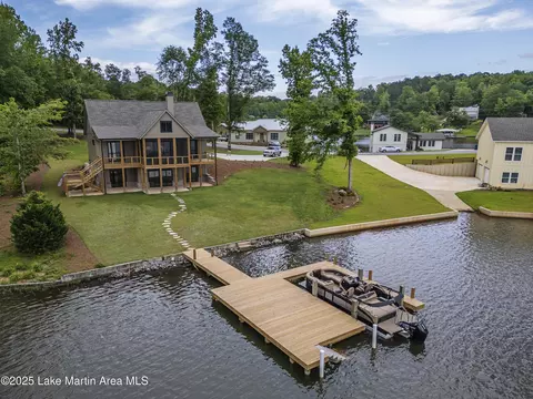 56 Alabama Dr, Alexander City, AL 35010