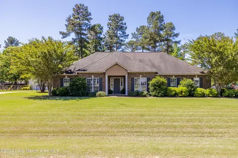265 Hunters Rdg, Tallassee, AL 36078
