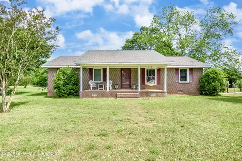 4710 Tallapoosa St, Notasulga, AL 36866