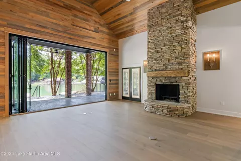 Living - 262 Bryn Dwr Ln, Equality, AL 36026 photo 2 of 2